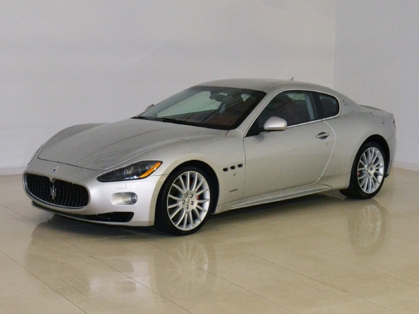 Maserati granturismo 2010